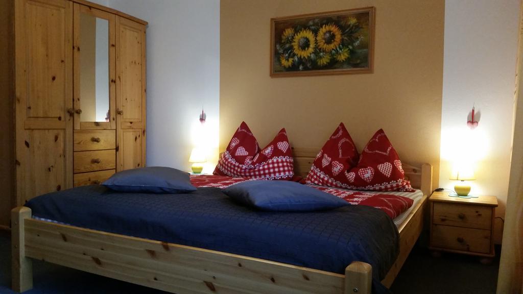 Haus Angelika - Bed & Breakfast - Innsbruck/Igls Екстериор снимка